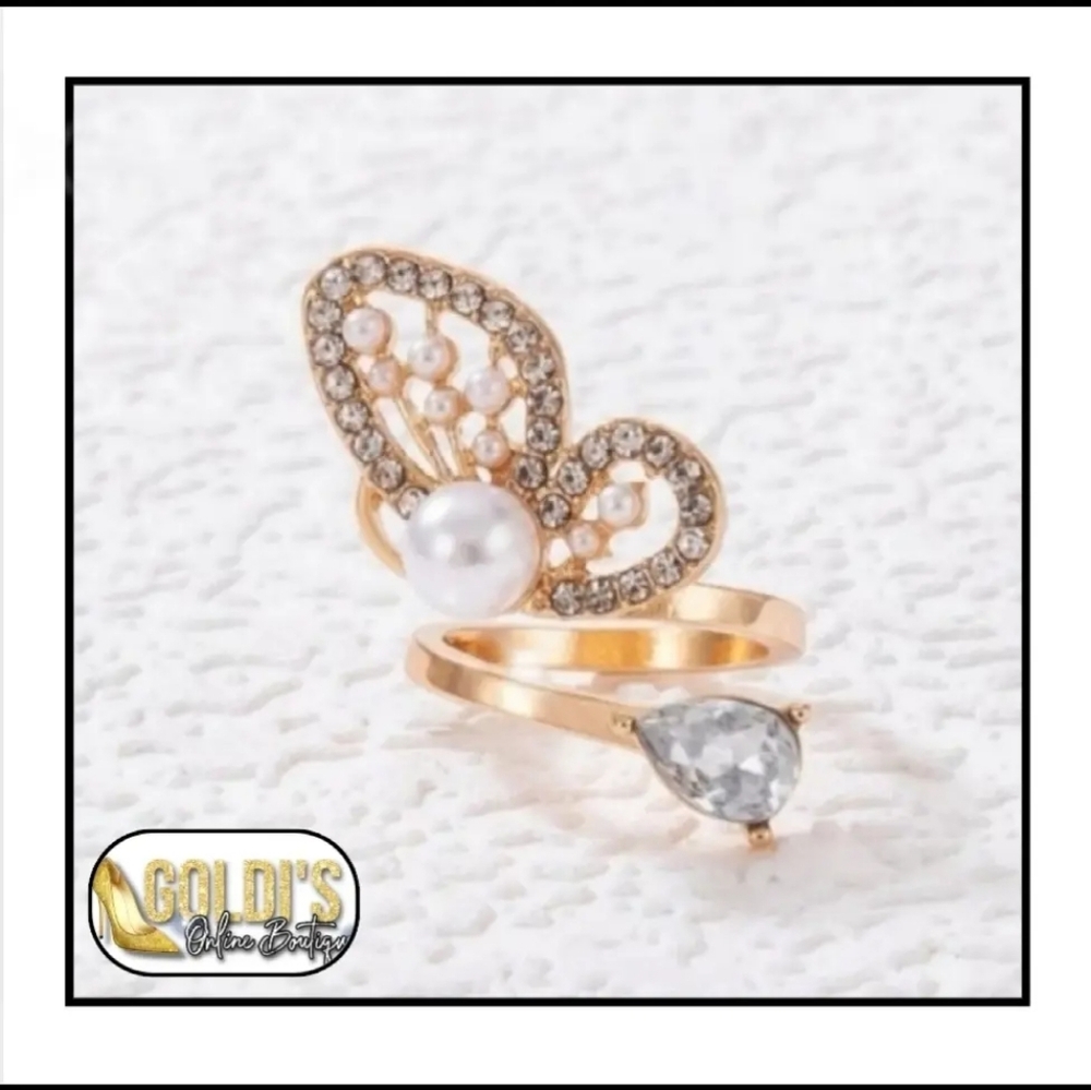 💗Elegant Butterfly Ring!